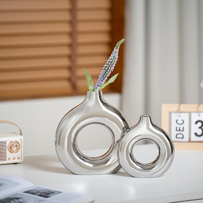 White and Gold Donut Vase, Modern Ceramic Vase for Pampas Grass, Perfect Centerpiece for Weddings, Living Room, and Office Decor (Full Silver, L)
