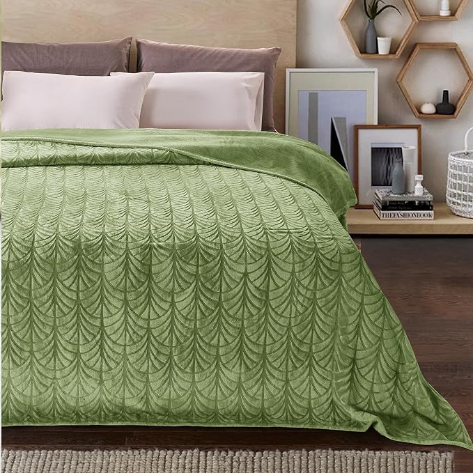 Whale Flotilla Flannel Fleece Bed Blanket Queen Size, Olive Green | Lightweight Breathable Soft Bedspread, Plush Fluffy Coverlet Chevron Design Decorative Blanket for All Season, 90x90 Inch