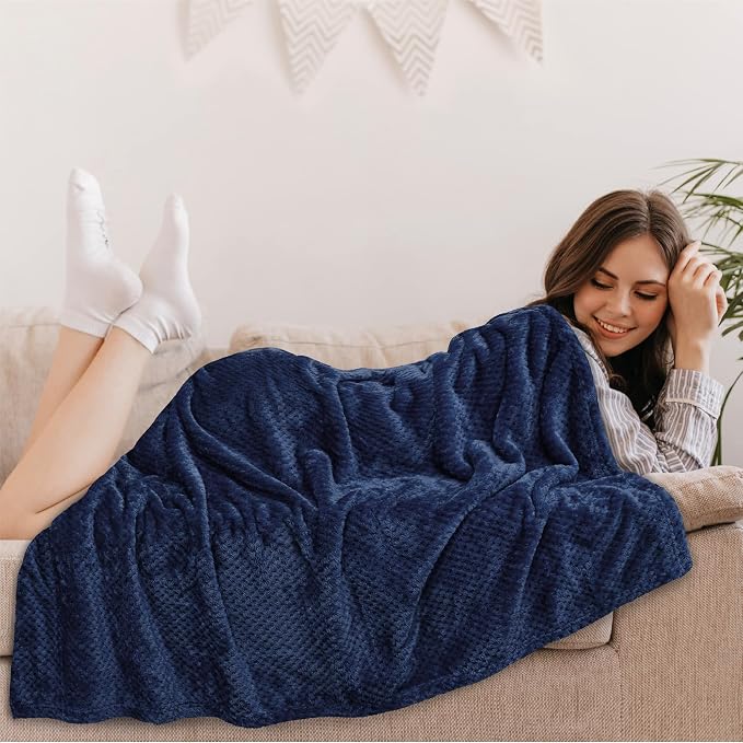 PAVILIA Navy Blue Fleece Throw Blanket for Couch Sofa Bed, Soft Fuzzy Waffle Jacquard Microfiber, Warm Lightweight Fade-Resistant Decorative All Season Throw, 50x60