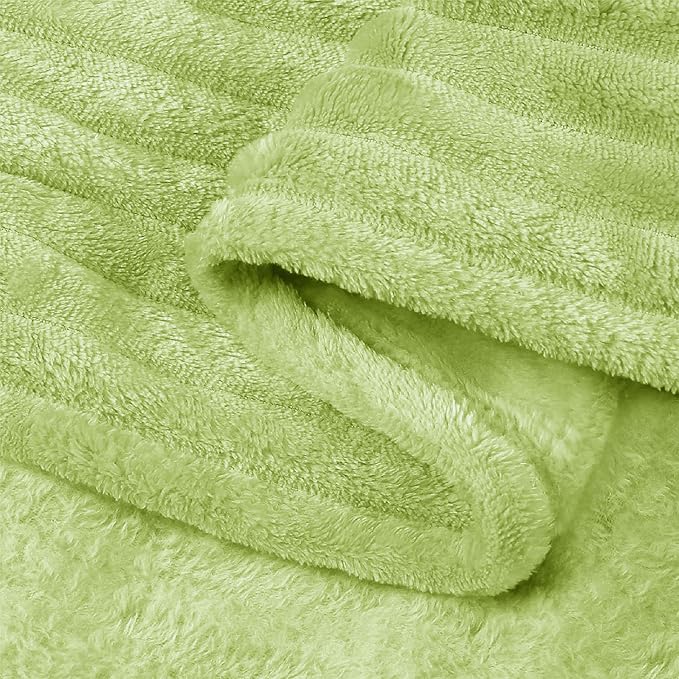 BEDELITE Ribbed Jacquard Cream Lime Fleece Twin Blanket for Bed, 60x80 Inch | Soft Warm Decorative Fluffy Blanket, Cozy Plush Lightweight Fuzzy Throw Blanket for Couch Sofa Room Decor, Gift for Women