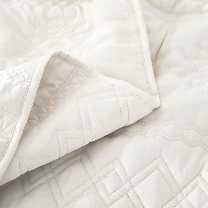 WDCOZY Boho Ivory Quilt King Size Bedding Sets with 2 Pillow Shams, Cream White Farmhouse Lightweight Soft Bedspread Coverlet for All Season, 3 Pieces, 104x90 inches