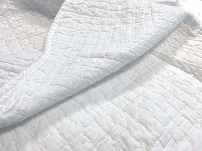 White Quilted Bed Skirt Dust Ruffle Matelasse Tailored 16" Drop (Queen)