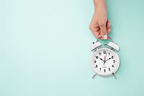 Bernhard Products Analog Alarm Clock Extra Loud Twin Bells Retro White 4 Inch Silent Non-Ticking Quartz Battery Operated with Backlight, Decorative Bedside Table Desk Vintage Clocks for Heavy Sleepers