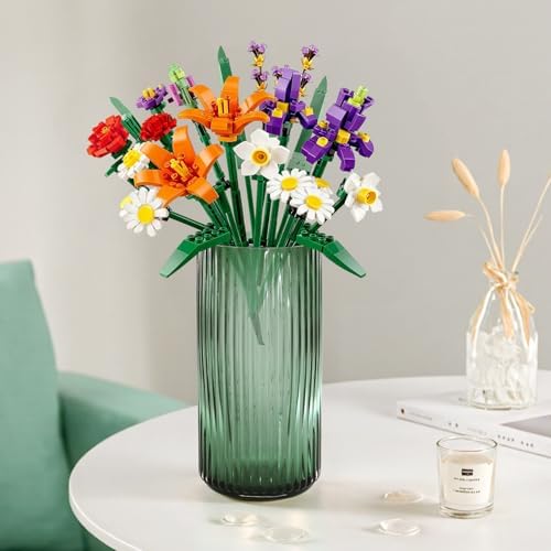 8 Inch Tall Emerald Green Glass Vases for Flowers-Vintage Decorative Ribbed Glass Cylinder Vase for Table, Countertops, Shelves, Flower Vase for Home Decor, Wedding Centerpieces, Kitchen