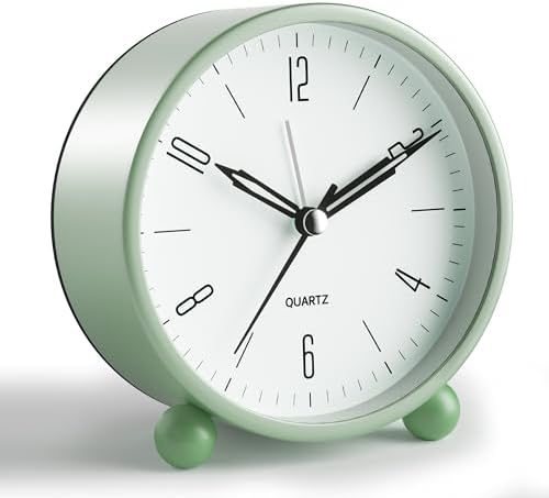JALL Analog Alarm Clock, 4 inch Super Silent Non Ticking Small Clock with Night Light, Battery Operated, Simple Design, Old Fashioned Style Ideal Decor, for Bedroom, Bedside, Desk, Adult, Gift, Green