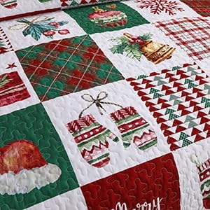 Mybedsoul Christmas Quilt Set King Size, Christmas Patchwork Bedding Set | 3 Pieces Snowflake Wreaths Pine Holiday, Red Vanilla Grid Coverlet Bedspread Coverlet with 2 Pillowcases for All Seasons