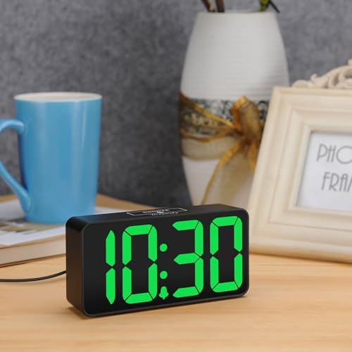 DreamSky Small Digital Alarm Clock for Bedroom with Large Big Numbers