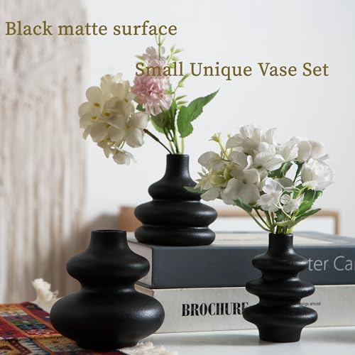Black Ceramic Bud Vase, Small Vase Set of 5, Mini Vases in Bulk for Flower, Decorative Vase for Home Decor, Boho Vases for Wedding Decorations Living Room Dining Table Shelves Decor