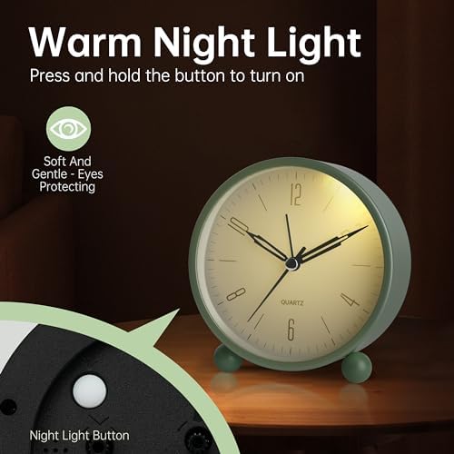 JALL Analog Alarm Clock, 4 inch Super Silent Non Ticking Small Clock with Night Light, Battery Operated, Simple Design, Old Fashioned Style Ideal Decor, for Bedroom, Bedside, Desk, Adult, Gift, Green