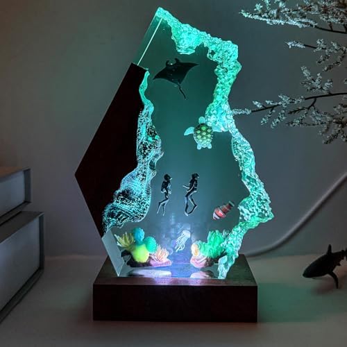 Handmade Scuba Diving Resin Ocean Lamp with Woodden Base
