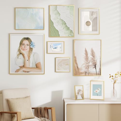 Fun Memories 10x10 Aluminum Picture Frame, Premium Square Photo Frames with Mat for 8x8 or Without Mat for 10x10, Simple and Elegant Decor for Wall Mounting, Gold, 1 Pack