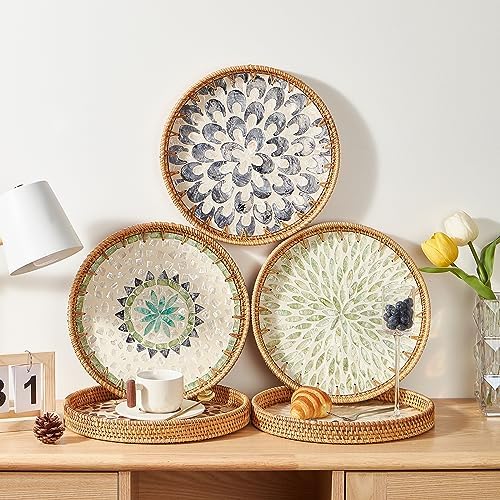 Round Rattan Tray with Mother of Pearl Inlay, Rattan Serving Tray with Wooden Base, Decorative Wicker Basket for Table Decor, Storage and Display of Coffee Bread Food Fruit (Leaf)