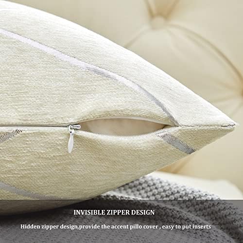 GIGIZAZA Decorative Couch Pillow Covers 22 x22,White Thick Cushion Pillow Covers,Sofa Square Accent Pillows Set of 2
