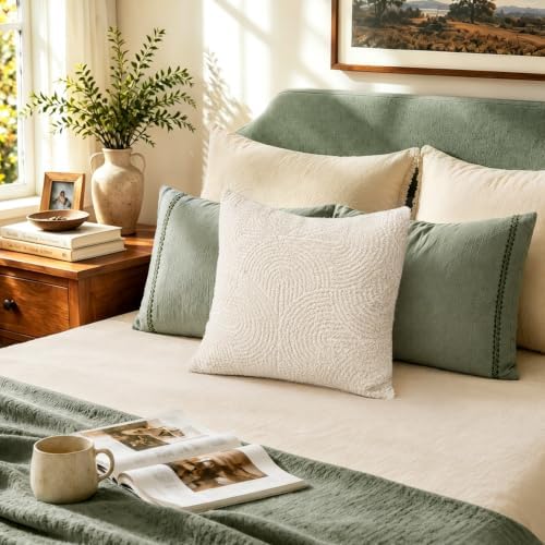 AELS Boho Decorative Textured Throw Pillow Covers 20x20, Organic Modern Mid Century Rainbow Tufted Pillow Case, Farmhouse Rustic Geometric Woven Cushion Case for Bed Couch Sofa, Creamy White