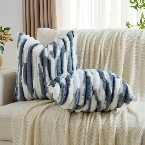 FUTEI Pack of 2 Faux Fur Throw Pillow Covers 18x18 Inch, Blue White
