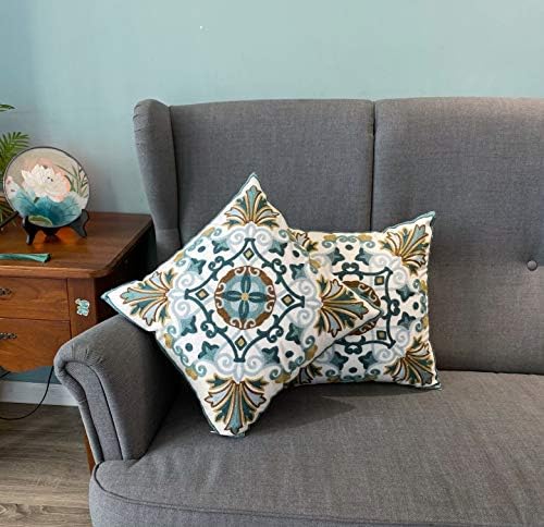 Farmhouse Embroidered Throw Pillow Covers Summer Decorative Pillowcases 18x18 Cushion for Couch Sofa Living Room Patio Car Picnic 2 Pcs