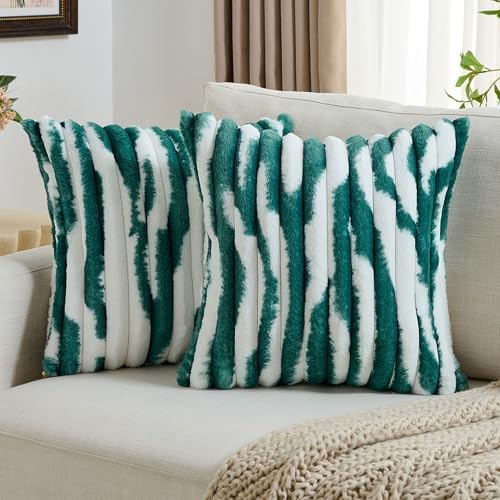 FUTEI Pack of 2 Faux Fur Throw Pillow Covers 22x22 Inch, Green White