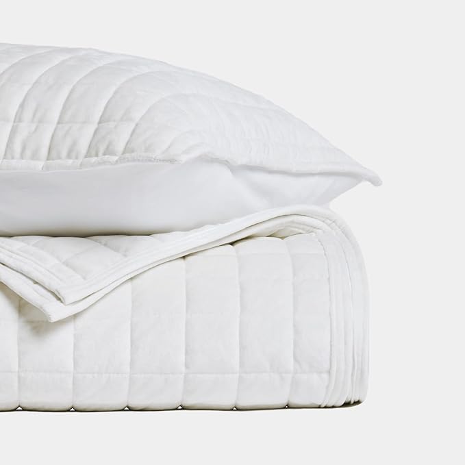 RECYCO Velvet Quilt Set, Oversized California King 118"x106", Bright White | Channel Box Stitch Velvet Comforter Set, Ultra Soft Lightweight Bedspread Coverlet, All Season Bedding Set, with 2 Shams
