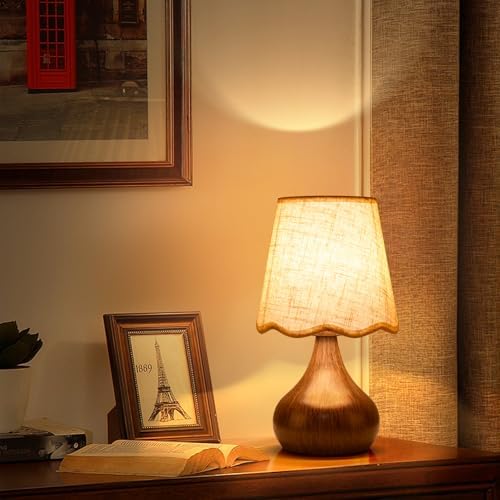 Ziqqeelam Wood Grain Small Table Lamp, Farmhouse Bedroom Lamps for Bedside Nightstand, Vintage Small Table Lamps for Small Spaces for Kitchen Counter, Home Office, Living Room, Kids Dorm, Bookshelf