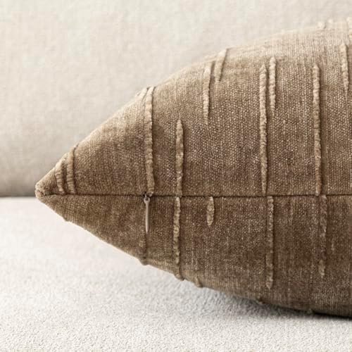 Foindtower Pack of 2 Slubby Textured Chenille Throw Decorative Pillow Covers Lumbar Accent Solid Cushion Cover Neutral Farmhouse Pillow Case for Couch Sofa Bedroom Living Room 12x20 Inch,Brown
