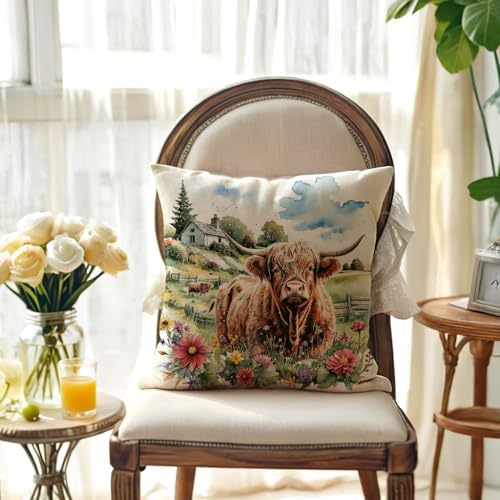 Highland Cow Decorative Throw Pillow Covers with Wildflowers 18x18 Inch Farmhouse Rustic Cushion Cover Western Cows Pillowcase 2Pack for Couch Sofa (Green)