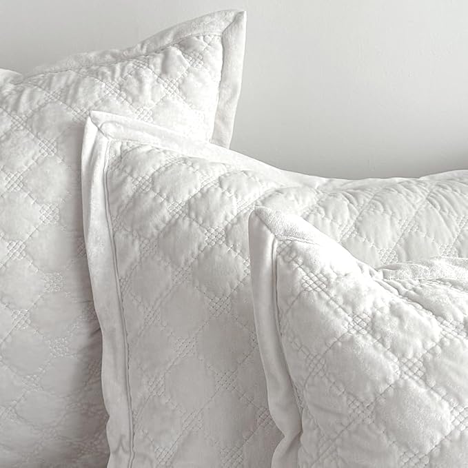 Standard Pillowcase 20X26 1 Piece Pillow Cover with Envelope Closure Rectangular Quilted Pillow Case Soft Decorative Texture Pillow Sham for Bed, Ivory White