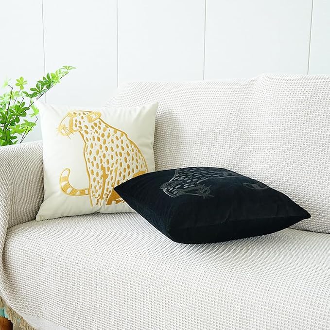 Luxury Embroidery Leopard Throw Pillowcase Gold Embroidered Velvet Cloth Cushion Cover Decorative Leopard Print Cheetah Pillows Case for Preppy Stuff Room 1PCS (Black)