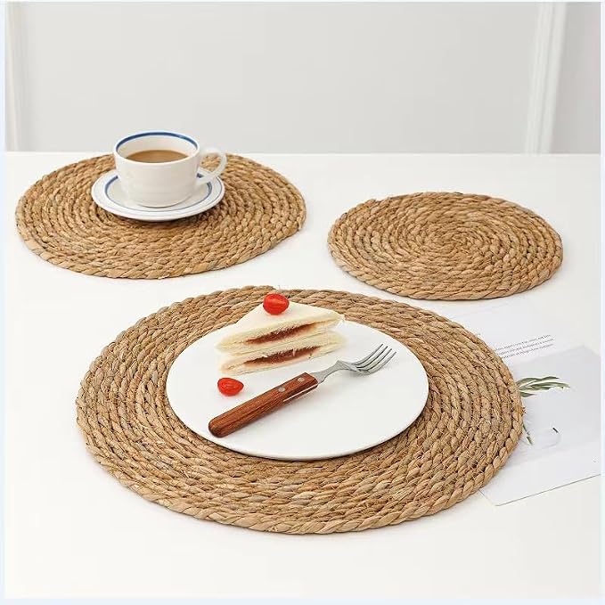 Handmade Heat Resistant 13" Round Woven Placemats Set of 8, Wicker Boho No Chemical Natural Water Hyacinth Place Mats, Farmhouse Table Mats for Kitchen Dining Table,Home Decorations,Wedding