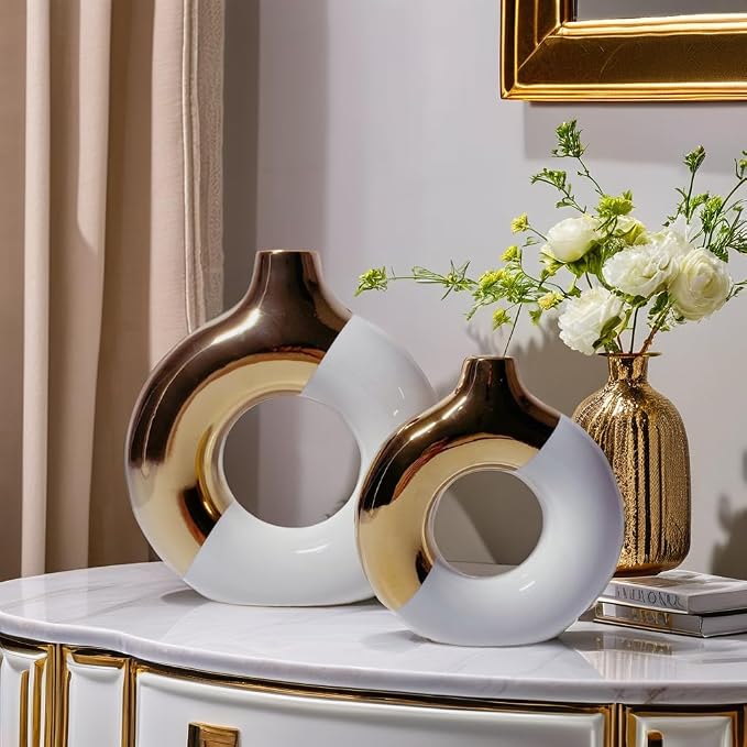 White and Gold Donut Vase, Modern Ceramic Vase for Pampas Grass, Perfect Centerpiece for Weddings, Living Room, and Office Decor (White Gold, S)