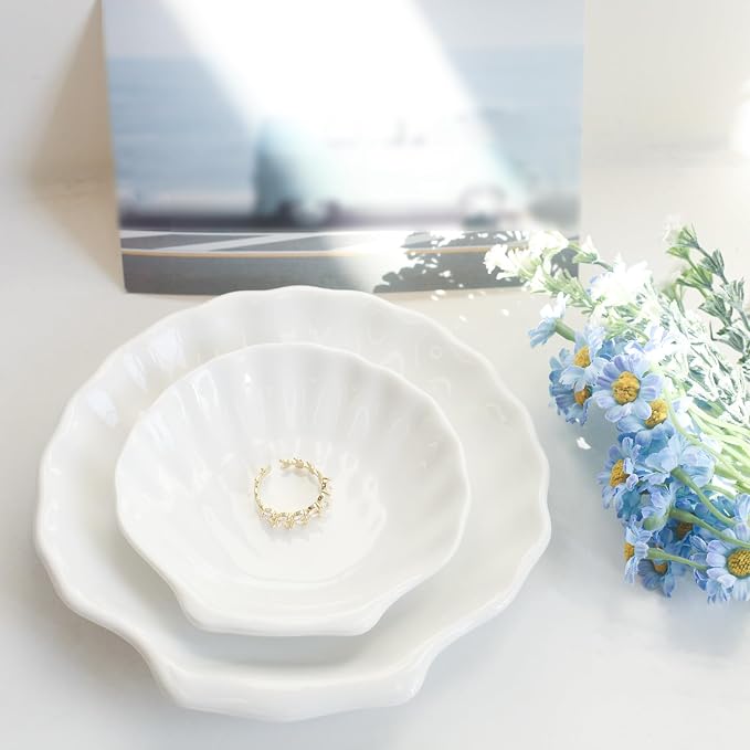 CCINPPY Shell Ring Dish Tray, Ceramic Jewelry Tray Trinket Dish, Seashell Key Holder Bowl, Beach Room Coastal Decor Aesthetic, Ocean Bathroom Counter Decor, White, Large