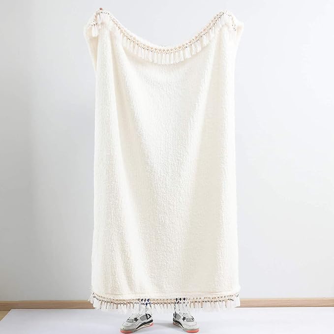 Ultra Soft Fleece Sherpa Blanket King Size,Lightweight Cozy Boho Bed Blanket with Decorative Tassel, Pattern Reversible, Antique White,104”x90”