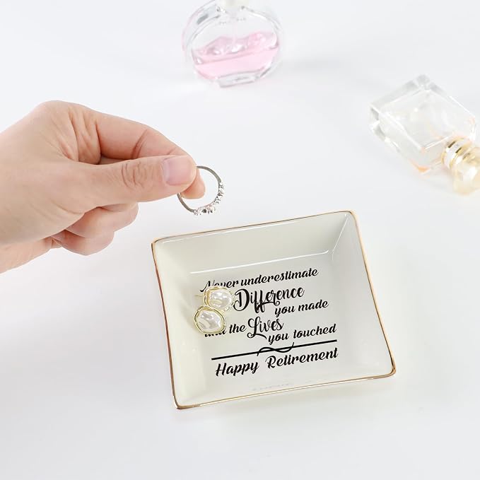 HOME SMILE Retirement Gifts for Women-Ceramic Ring Dish Jewelry Tray-Happy Retirement Appreciation Gift for Mom,Coworkers, Boss,Friends,Nurse,Teacher-Never Underestimate the Difference You Made