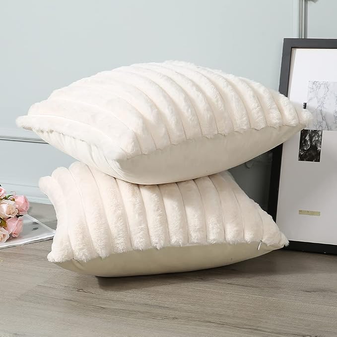 Soleebee Set of 2 Throw Pillow Covers Soft Cozy Velvet Pillowcase Faux Rabbit Fur Cover for Couch Sofa Bed Chair Home Decorative Pillows Cover (20x20 Inch, Beige White)