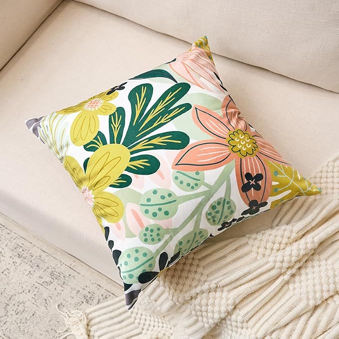 Tyrot Boho Floral Velvet Throw Pillow Covers 18x18 Inch Set of 2 Farmhouse Cushion Covers Mid Century Modern Botanical Home Decor Accent Pillow Cases for Couch Bed Sofa Living Room, Bedroom, Green