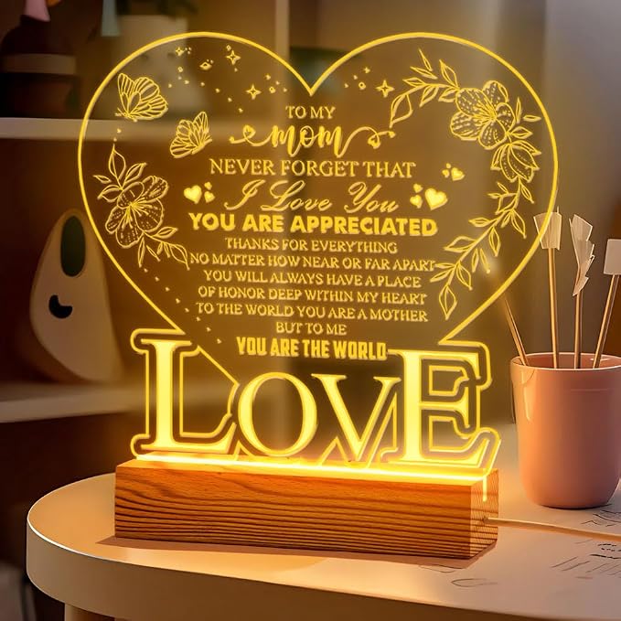 to My Mom, Never Forget that I Love You – Heart-Shaped LED Night Light for Mom – Mom Birthday Gift, Mother's Day – USB Port Powered Lamp with Engraved Love Message – Wooden Base Home Decor