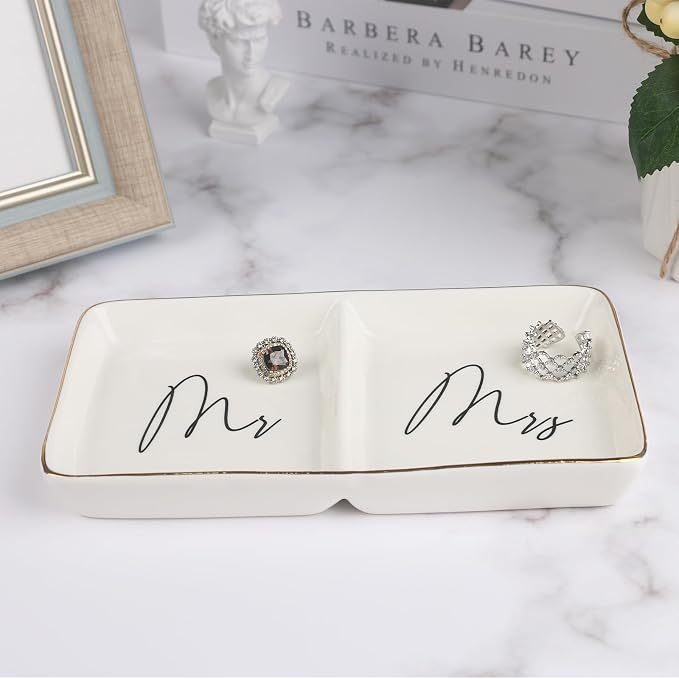 Piudee Engagement Ring Dish Future Mr and Mrs Gifts Ring Dish Wedding Ring Holder Jewelry Dish, Bridal Shower Gift for Bride to be Wedding Engagement Gifts for Her/Couples/Newlyweds Women