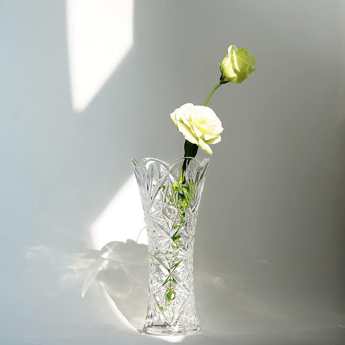 7.6" Tall Glass Flower Vase, 1 Piece Thickened Crystal Vase for Flowers | Clear Flower Vase for Bouquet, Sunflower Design Decorative Vase for Living Room Dining Table Centerpiece, Wedding Gift