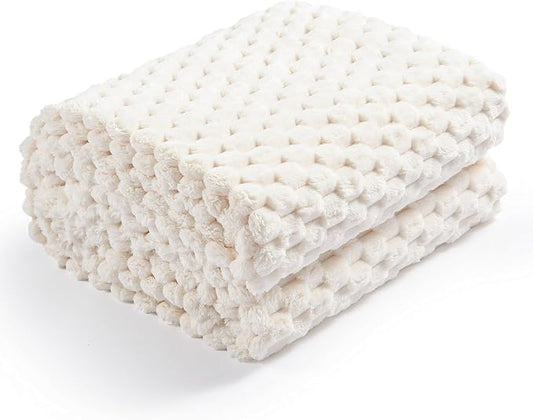 Excervent Hexagon Jacquard Throw Blanket for Kids, 40x50 Inches, Ivory | Decorative Fuzzy Flannel Fleece Throw Blanket for Sofa, Super Soft Cozy Gifts for Kids & Pets, Suitable for All Seasons