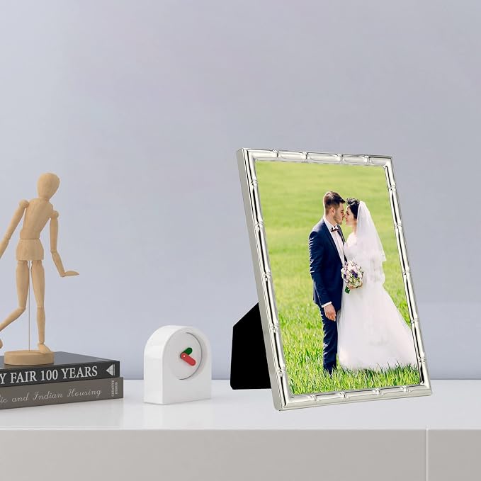YiPinYin 5x7'' Bamboo Detail Designs Silver Metal Picture Frame 2pack,Elegant Silver Plated Baby Nurse Photo Frames 5x7'' With Soft Touch Velvet Backing for Desktop and Wall Décor