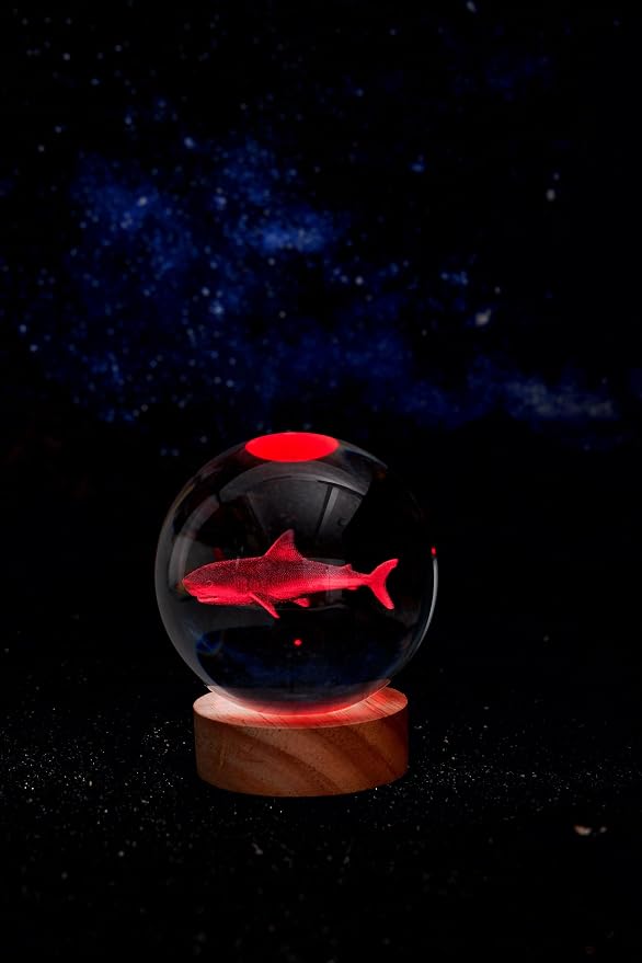 3D Shark Crystal Ball Lamp, 3.15 Inch Shark Crystal Ball Night Light with 16 Colors LED Wooden Base, Remote Control, Gift Box Packaging, Home Decor Gift for Friends