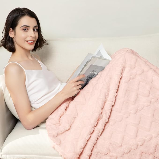 Aganear Twin Blanket - 3D Stylish Design, Lightweight Blanket Super Soft, Warm, Decorative Present for All Seasons, Portable Throw Blankets for Couch, Sofa, Bed, Car(60"×80", Pink)