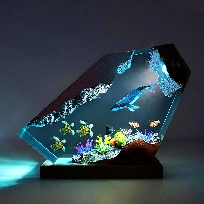 Handmade Humpback Whale Resin Ocean Lamp