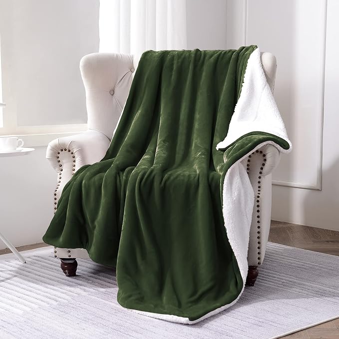 SOCHOW Sherpa Fleece Throw Blanket, Olive Green, 50x60 inches | Double-Sided Super Soft Luxurious Plush Blanket Throw Size