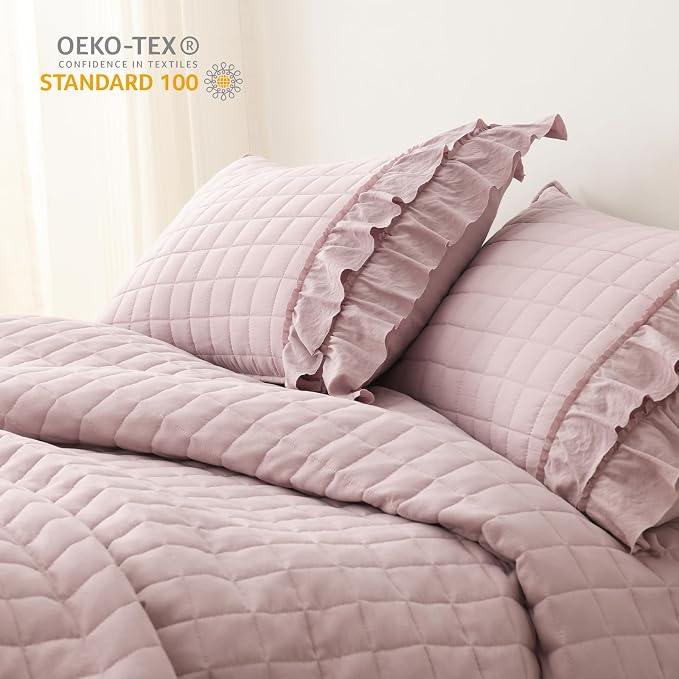 HORIMOTE HOME Dusty Pink Ruffled Quilt Set King Size, Classic Geometric Square Stitched Pattern, Pre-Washed Farmhouse Shabby Chic Microfiber Lightweight Bedding Set Bedspread Coverlet for All Season