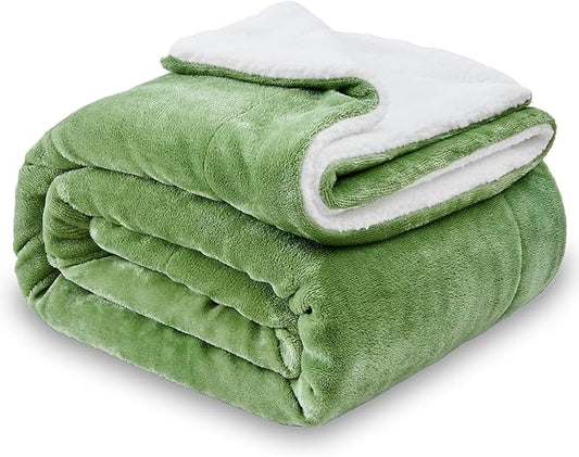SOCHOW Sherpa Fleece Throw Blanket, Sage Green, 50x60 inches | Double-Sided Super Soft Luxurious Plush Blanket Throw Size