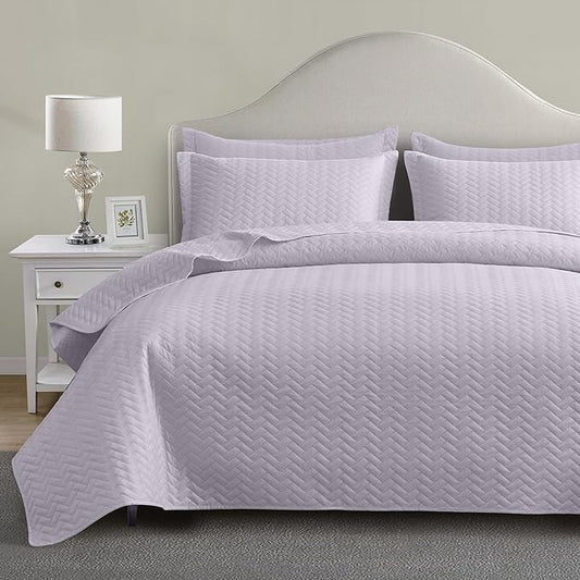 Maple&Stone Light Purple Quilt Set Queen Size, Lightweight Bedspread | Breathable Coverlet with Chevron Pattern, All-Season Dorm Bed Cover Set Bedding Decor 3 Piece
