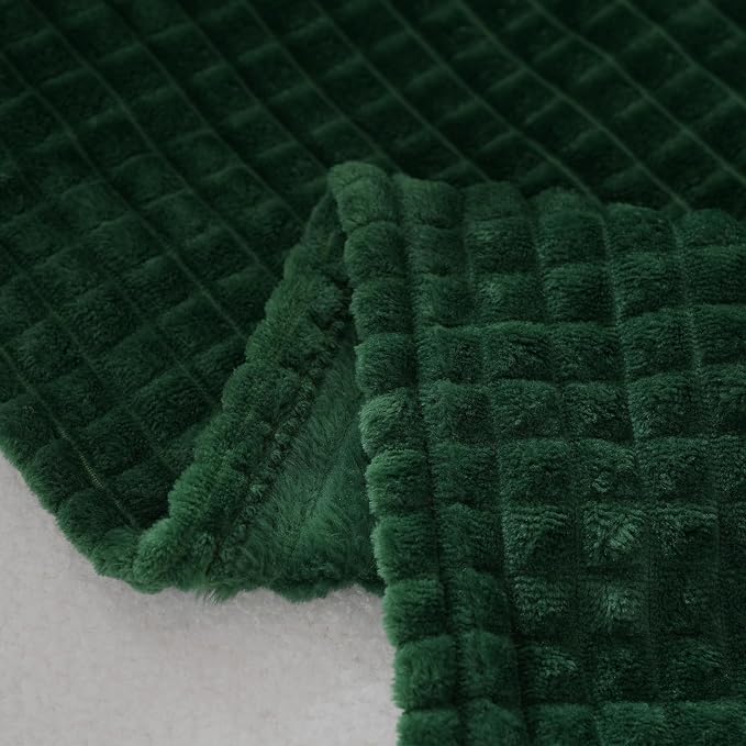 Puncuntex Fleece Throw Blanket Dark Green 50"×60" with Square Grid Design | Super Soft Plush Cozy Flannel Throw Blanket Luxury for Couch Sofa Chair