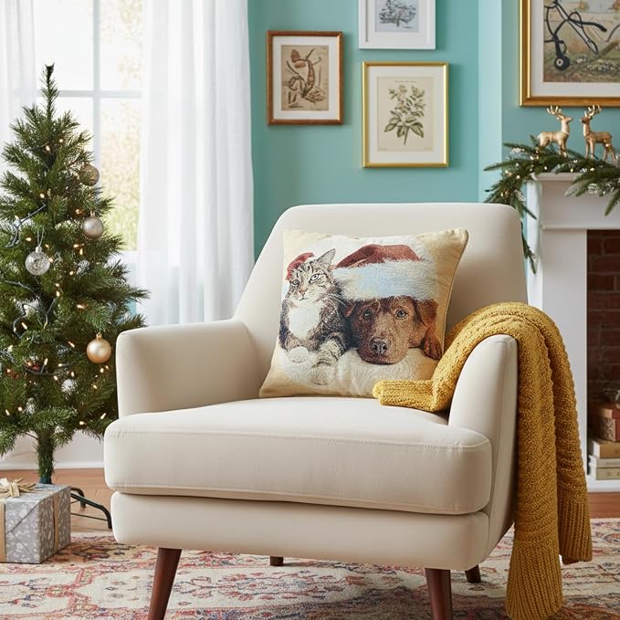 Tache Christmas Throw Pillow Cover - 1 Piece Vintage Tabby Cat Labrador Retriever Dog in Santa Hat Christmas Companions Holiday Festive Decorative Square Couch Tapestry Cushion Covers