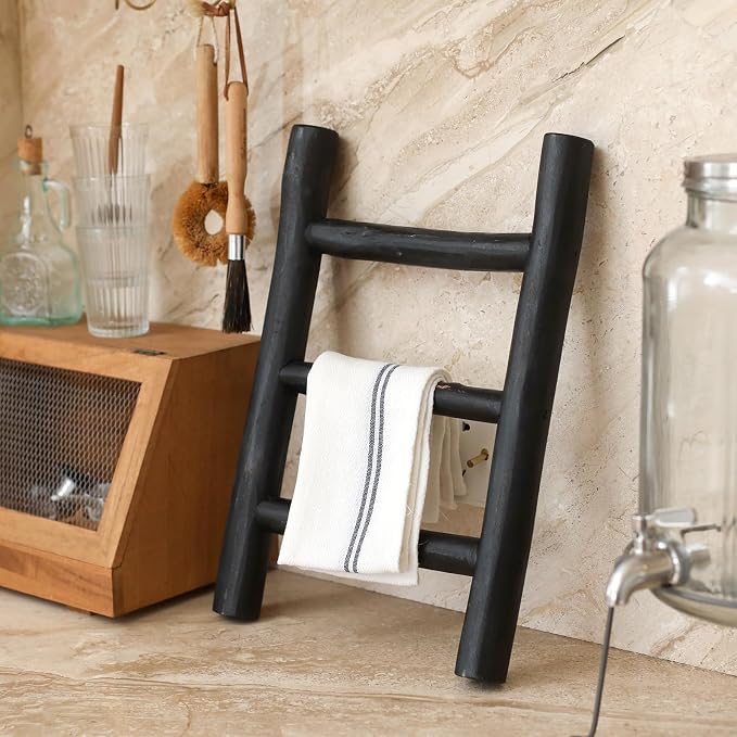 FUIN Tea Towel Ladder, Mini Rustic Solid Wood Decorative Ladder, Black | Farmhouse living room accent, Layered blanket towel quilt display, Visible wood grain, Bathroom and Bedroom use