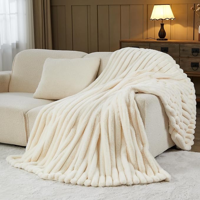 NEWCOSPLAY Faux Fur Ribbed Throw Blanket for Couch, Ivory, 50"x60" | Plush Soft Thick Warm Blanket for Couch Sofa Bed 850GSM, Fluffy Cozy Luxury Decorative Throw, Gift for Women Men